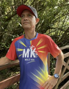 TEE-SHIRT UNISEXE Molé Kok® Pouaké
