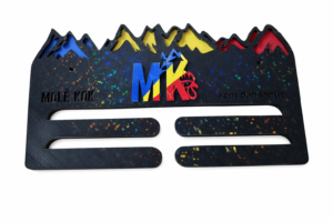 Porte médaille 3D Molé Kok ® fond koulèr renyon